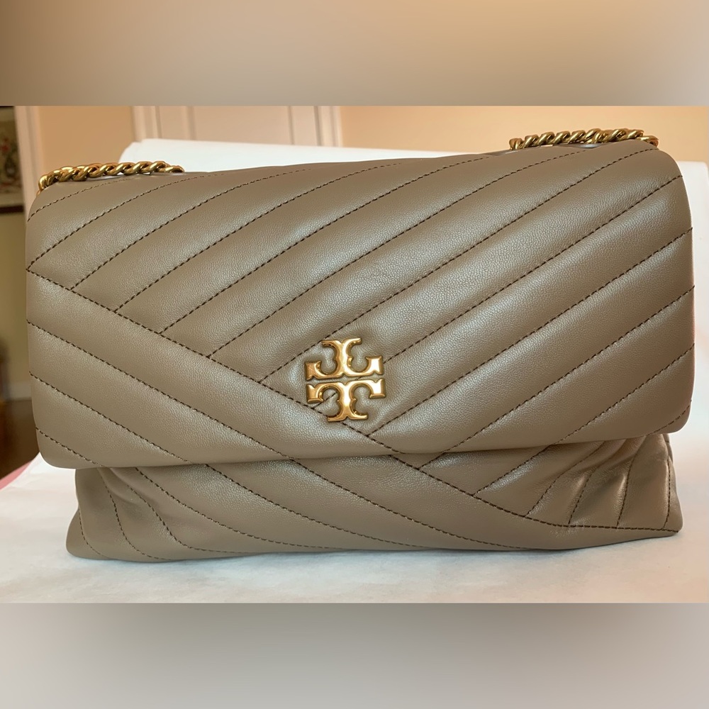 TORY BURCH KIRA CHEVRON CONVERTIBLE SHOULDER BAG
